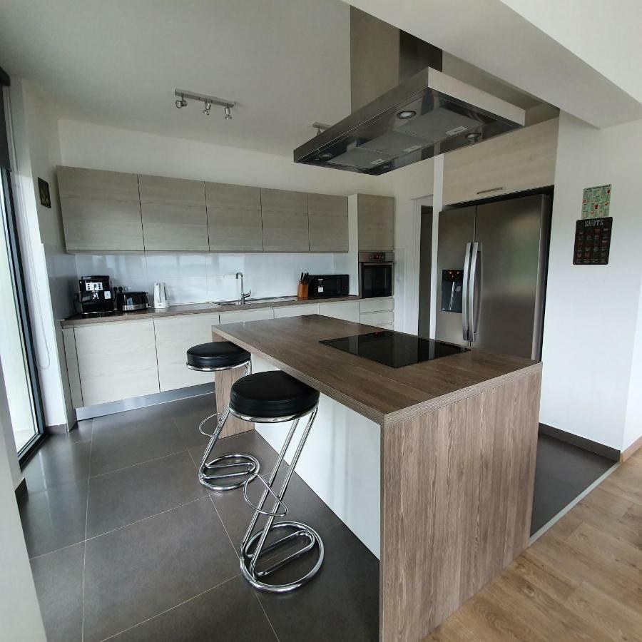 Blue Water Apartment Zrnovo المظهر الخارجي الصورة